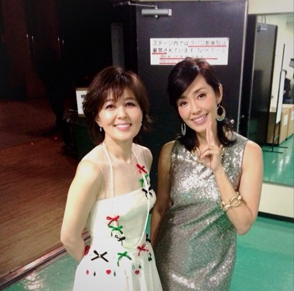 NHKの歌番組で共演した石野真子と早見優（画像はinstagram.com/yuyuhayamiより）