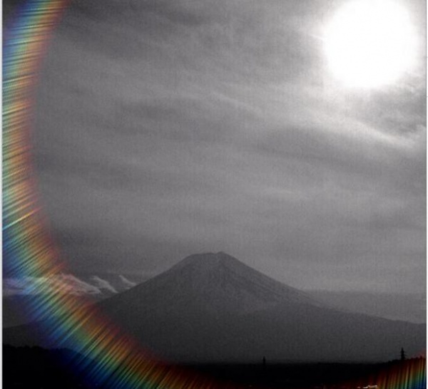 篠田麻里子撮影の富士山（画像はinstagram.com/maricollet3より）