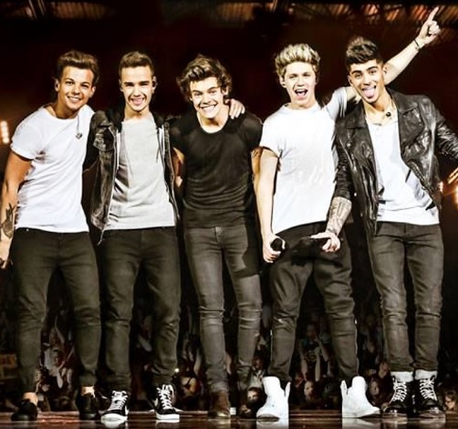 人気絶頂の「1D」にスキャンダル　（画像はfacebook.com/onedirectionmusicより）