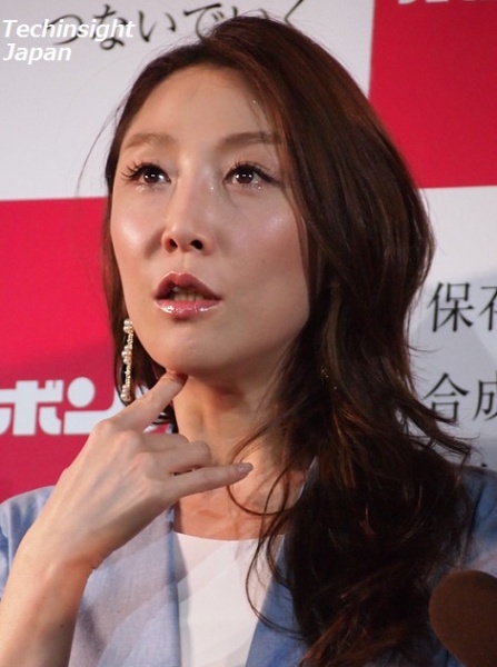 小原正子、この細身の体のどこに食べ物が入る？