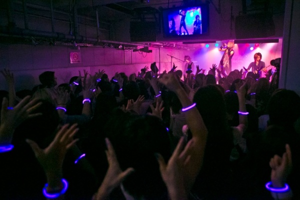 【エンタがビタミン♪】V系“Purple Stone”が完全復活ワンマンLIVE。keiyaの「会いたかったぜ」にファン歓喜。