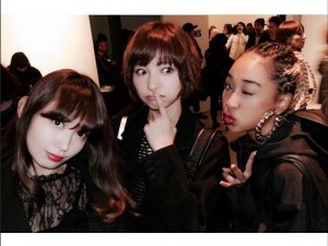 小嶋陽菜、篠田麻里子、青山テルマ（画像はinstagram.com/maricollet3より）