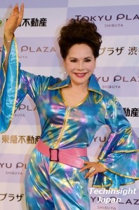 「体のラインが出る服しか着ない」デヴィ夫人