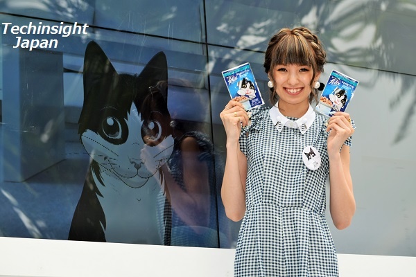 『フィリックス』のCMキャラクター“フィリックス”と一緒に、南明奈