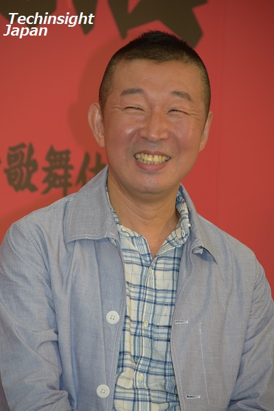 『GS近松商店』の作・演出を手がけた鄭義信氏