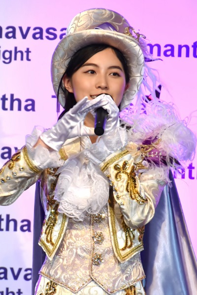 【エンタがビタミン♪】柏木由紀キャバ嬢コスプレで登場。お辞儀胸元に視線集中。