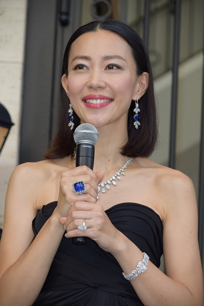 ダイヤモンドが大好きな、木村佳乃