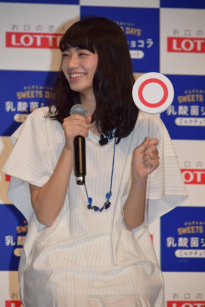 【エンタがビタミン♪】小松菜奈「お母さんの手料理が恋しい」19歳の素顔見せる。