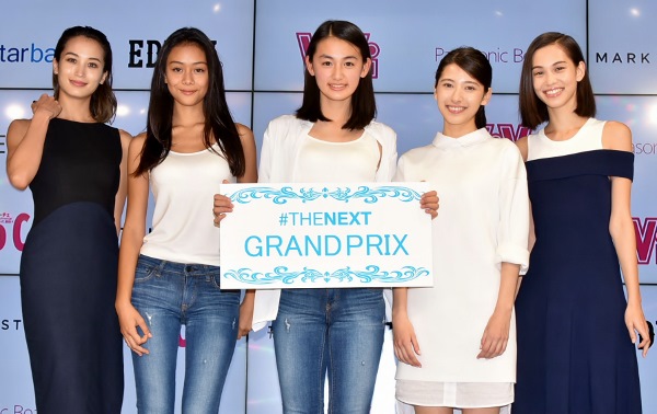 モデルオーディション“＃THE　NEXT”発表にて　左から黒田エイミ、Sara Tames Kobayashiさん、八木莉可子さん、吉村リナさん、水原希子