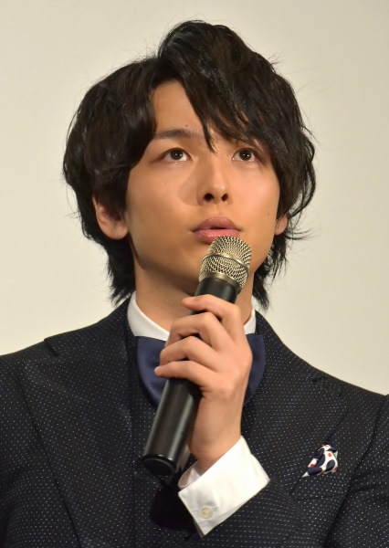 自然にオネエ言葉が口をついた　中村倫也　映画『星ガ丘ワンダーランド』初日舞台挨拶にて