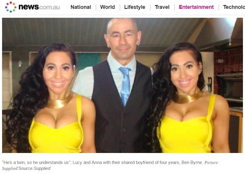 彼氏もシェアする双子のアンナさんとルーシーさん（出典：http://www.news.com.au）