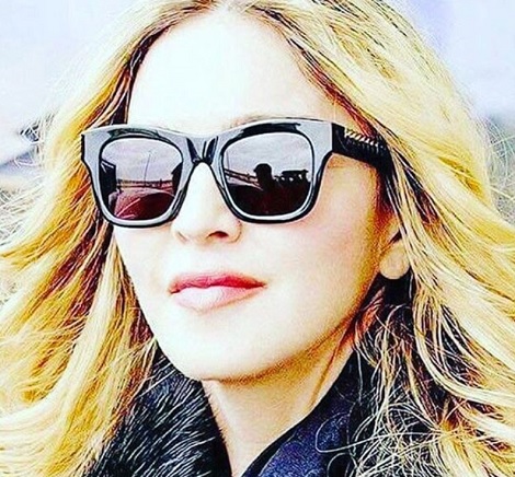 マドンナ、ロッコ君と再会（出典：https://www.instagram.com/madonna）