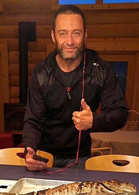 ファンに心配されるヒュー・ジャックマン（出典：https://www.instagram.com/thehughjackman）