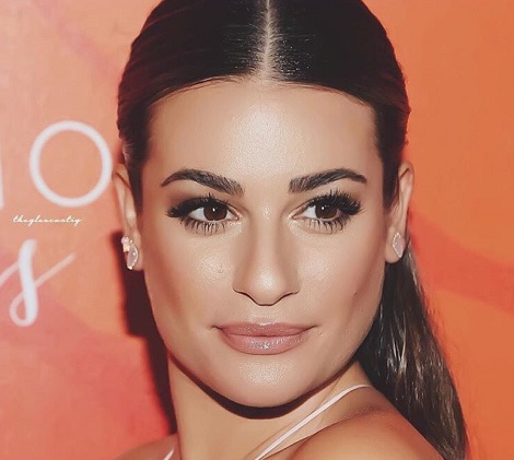 すべすべ顔の秘訣は脱毛（出典：https://www.instagram.com/msleamichele）