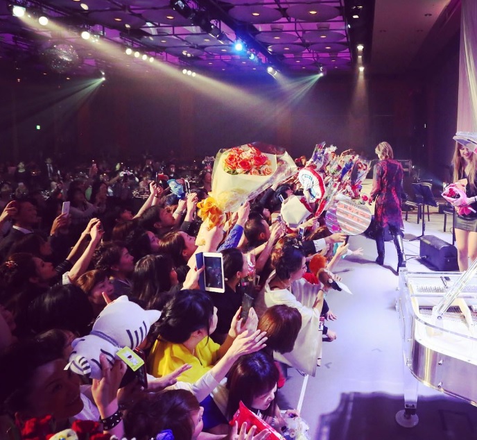 東京公演での1枚（出典：https://www.instagram.com/yoshikiofficial）