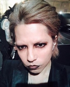 『THE GREAT ROCK’N’ROLL SEKIGAHARA 2017』でのHYDE（出典：https://www.instagram.com/hydeofficial）