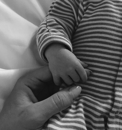 可愛い男の子が誕生（画像は『Rosie HW 2017年6月28日付Instagram「Our little man arrived! Jack Oscar Statham - 8.8lbs on Saturday June 24th.」』のスクリーンショット）