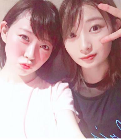 渡辺美優紀と岸野里香（画像は『岸野里香　2017年8月4日付Instagram「ジムに行って来ました～」』のスクリーンショット）