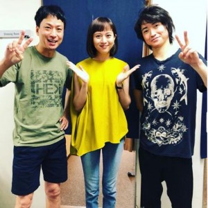 椎名桔平、比嘉愛未、藤原竜也（画像は『椎名桔平　2018年7月29日付Instagram「＃レインマン＃楽屋＃コードブルー ＃比嘉愛未 さんと＃バビット兄弟」』のスクリーンショット）