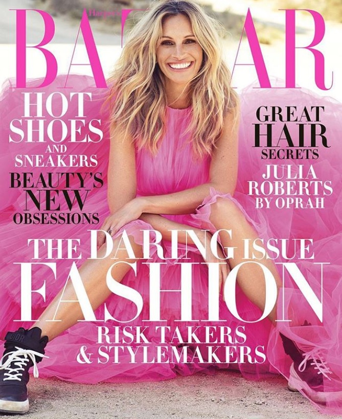 『Harper’s BAZAAR』の表紙を飾ったジュリア・ロバーツ（画像は『Harper’s BAZAAR　2018年10月11日付Instagram「Introducing our November 2018 cover star... ＠juliaroberts!」』のスクリーンショット）