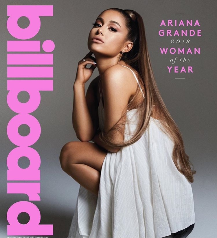 「2018 ウーマン・オブ・ザ・イヤー」に輝いたアリアナ・グランデ（画像は『Ariana Grande　2018年12月5日付Instagram「＠billboard」』のスクリーンショット）