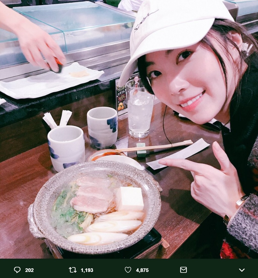 松井珠理奈、仙台で知事おすすめのセリ鍋やお寿司を満喫（画像は『松井珠理奈（ハリウッドJURINA）　2019年1月14日付Twitter「闘籠門ファイナルラウンドにお邪魔しました」』のスクリーンショット）