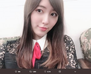 ヘアスタイルに悩む松井珠理奈（画像は『松井珠理奈（ハリウッドJURINA）　2019年3月7日付Twitter「明日の今頃には、もう22歳だ～」』のスクリーンショット）