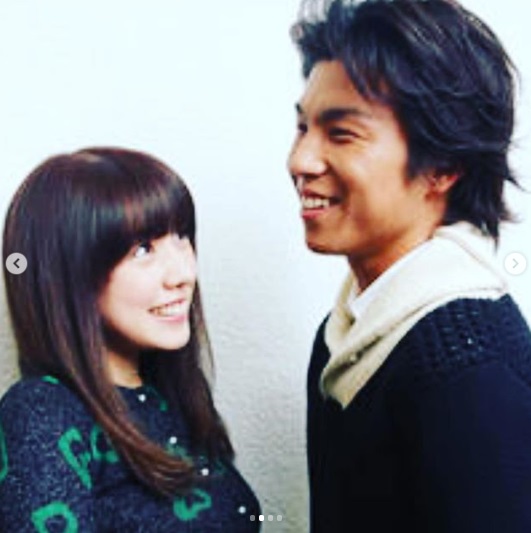 10年前の中尾明慶＆仲里依紗（画像は『AKIYOSHI NAKAO　2019年4月18日付Instagram「結婚記念日。」』のスクリーンショット）