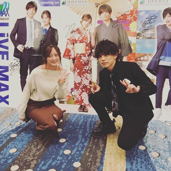 加藤雛と山本裕典（画像は『山本裕典　2019年4月1日付Instagram「＃入社式 ＃リブマックス」』のスクリーンショット）