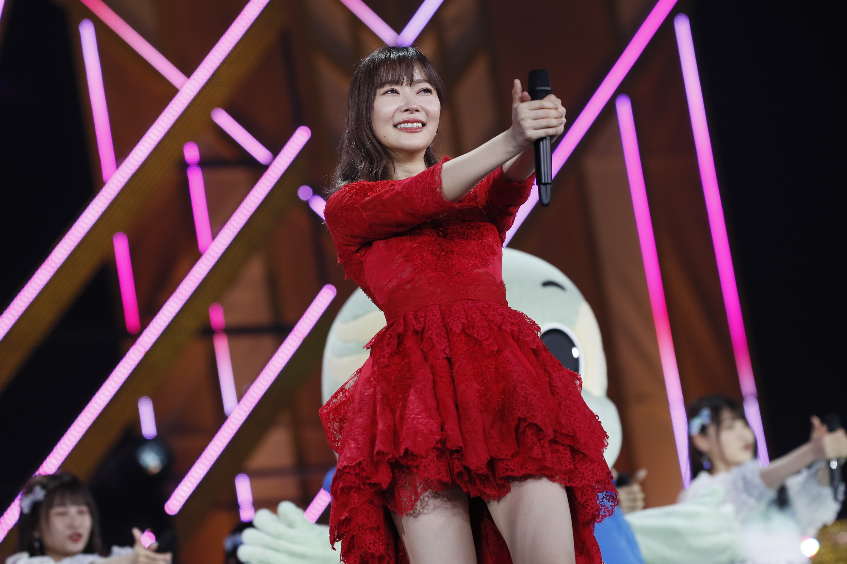 『指原莉乃11年ありがとう！大感謝祭』ステージでの指原莉乃（C）AKS