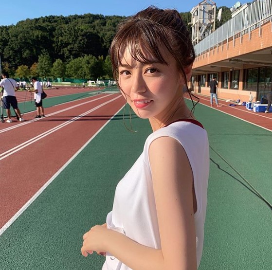 『ロンハー』女性芸能人スポーツテストに参戦した井口綾子（画像は『井口綾子（いのくちあやこ）　2019年10月15日付Instagram「本日よる23:15～テレビ朝日 『ロンドンハーツ』“女性芸能人スポーツテスト2019”に出演します！」』のスクリーンショット）