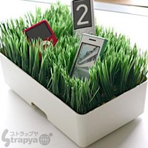 観葉植物風緑化充電ステーション- Grassy Lawn Charging Station