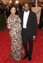 【イタすぎるセレブ達】「MET Gala 2013」の衣装が大不評だったキム・カーダシアン。しかしデザイナーはキムを称賛。