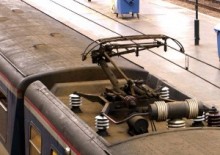 【EU発！Breaking News】電車の上の自撮りで感電死。スマホを頭上にかかげ高圧送電線に触れる。（スペイン）