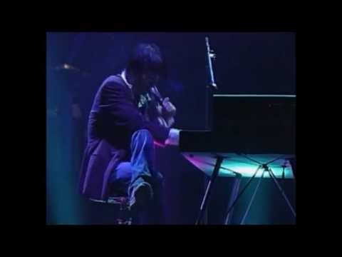 尾崎豊『卒業』LIVE CORE 完全版～YUTAKA OZAKI IN TOKYO DOME 1988・9・12（出典：https://www.youtube.com）