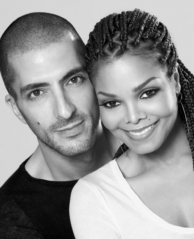 超高齢出産後は、安静に過ごしているジャネット（出典：https://www.facebook.com/JanetJackson）