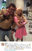 【エンタがビタミン♪】“金髪のキョンキョン”とポーズ　福田監督、憧れのアイドルと唯一の2ショット