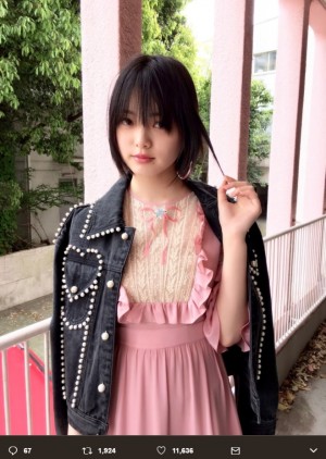 【エンタがビタミン♪】平手友梨奈が“欅坂”と違った一面　雑誌オフショットに「キャロすぎる」の声