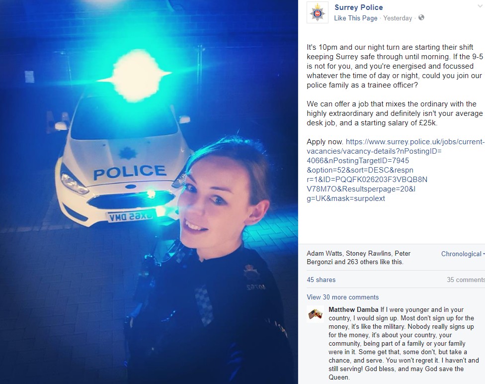 Facebookに投稿された募集告知（画像は『Surrey Police　2017年7月19日付Facebook「It's 10pm and our night turn are starting their shift keeping Surrey safe through until morning.」』のスクリーンショット）