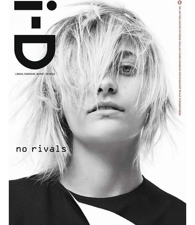 ブレイク中のパリス・ジャクソン（画像は『i-D　2017年8月2日付Instagram「Paris Jackson covers The Acting Up Issue!」（Photography ＠willyvanderperre. ）』のスクリーンショット）