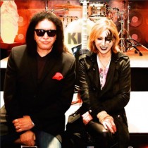 【エンタがビタミン♪】YOSHIKI　“KISSメイク”ショットでジーン・シモンズの誕生日を祝福