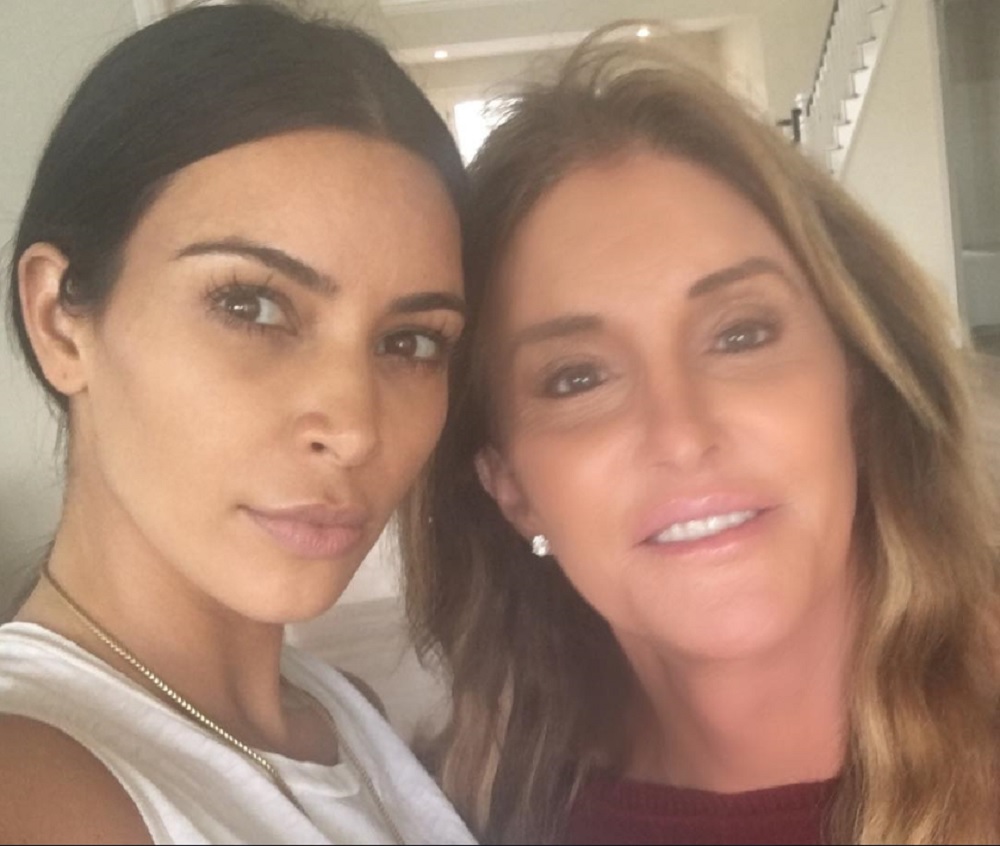 1年前のキム＆ケイトリン（画像は『Caitlyn Jenner　2016年10月22日付Instagram「Happy birthday Kim! Love you」』のスクリーンショット）