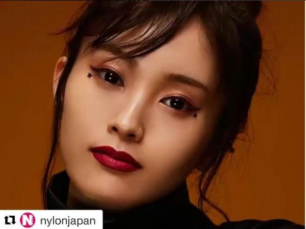 山本彩が大人っぽいメイク（画像は『山本彩　2017年10月6日付Instagram「nylonさんに、ハロウィンメイクで登場させて頂いております!!!!」』のスクリーンショット）