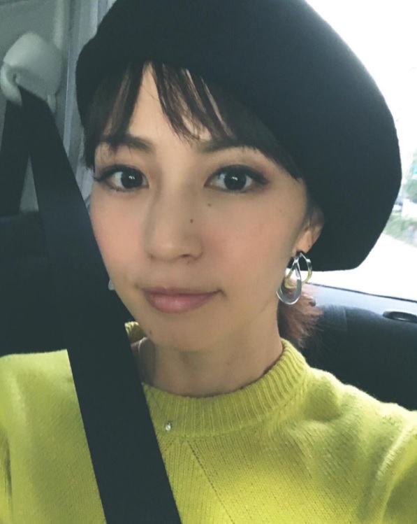 『高橋みなみの「これから、何する？」』出演前の安田美沙子（画像は『安田美沙子　2017年10月24日付Instagram「＃instagood ＃radio ＃生放送」』のスクリーンショット）