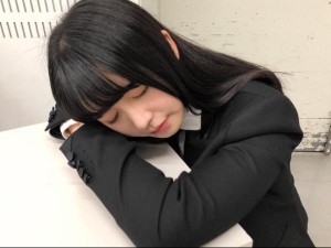 【エンタがビタミン♪】欅坂46長濱ねる“お昼寝”ショット　フワフワした雰囲気と『風に吹かれても』にギャップ