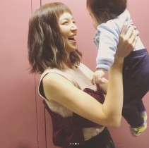 【エンタがビタミン♪】安田美沙子、オン眉にしてご機嫌　6か月の息子と仕事帰りにイタリアンへ