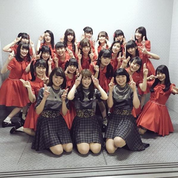 NegiccoとNGT48（画像は『Negicco Kaede　2017年12月10日付Instagram「NGT48さんと初共演！」』のスクリーンショット）