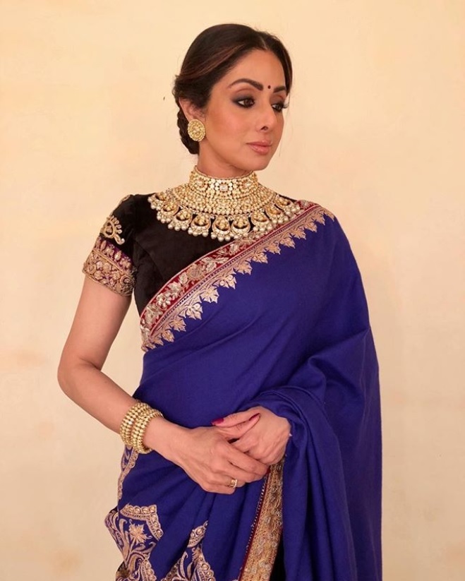 シュリデヴィ・カプールさんの死にインド国民のショック大きく（画像は『Sridevi Kapoor　2017年12月27日付Instagram「Wearing my favourite ＠manishmalhotra05 Jewellery by ＠gemsjewelspalace」』のスクリーンショット）