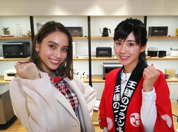 滝沢カレンと渡辺早織（画像は『滝沢カレン　2018年2月3日付Instagram「みなさん、おはようございます」』のスクリーンショット）