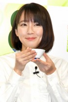 【エンタがビタミン♪】吉岡里帆　“はんなり”笑顔で京都人らしく「お茶大好き」